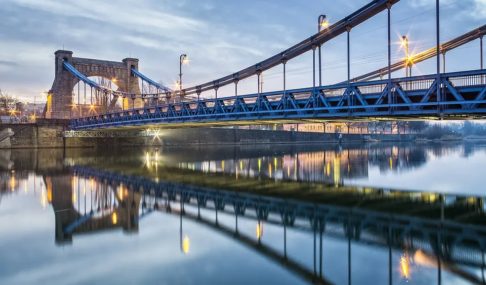 Nocny Wroclaw Półmaraton